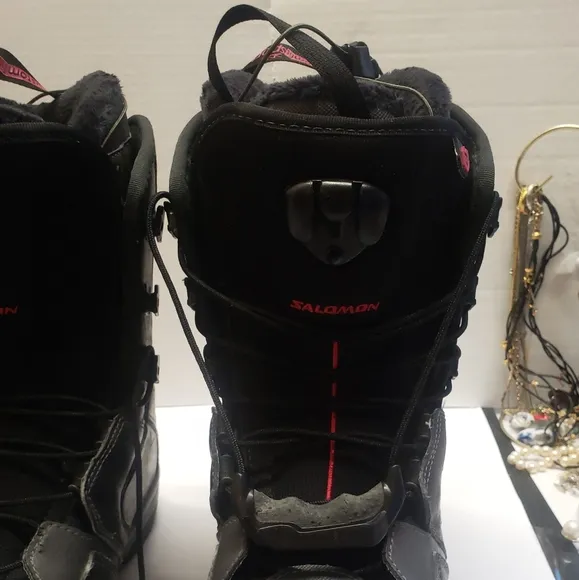 Salomon Ivy Snowboard Custom Fit Sport Black &amp; Pink Snowboard Boots size 6