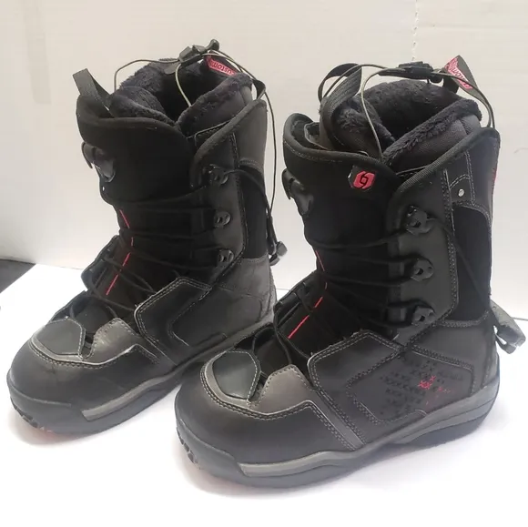 Salomon Ivy Snowboard Custom Fit Sport Black &amp; Pink Snowboard Boots size 6