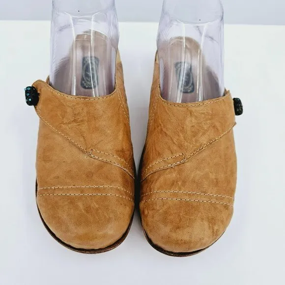 Salpy Slip Ons Slides Mules 6 Soft Camel Tan Leather Bead Embellished Handmade