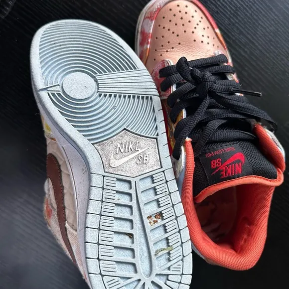 SB Dunk Low Pro Street Hawker