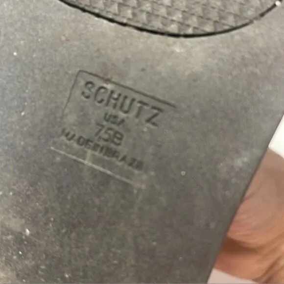 Schutz McKenzie Leather Chunky Boots with Zipper Size 7.5 Black