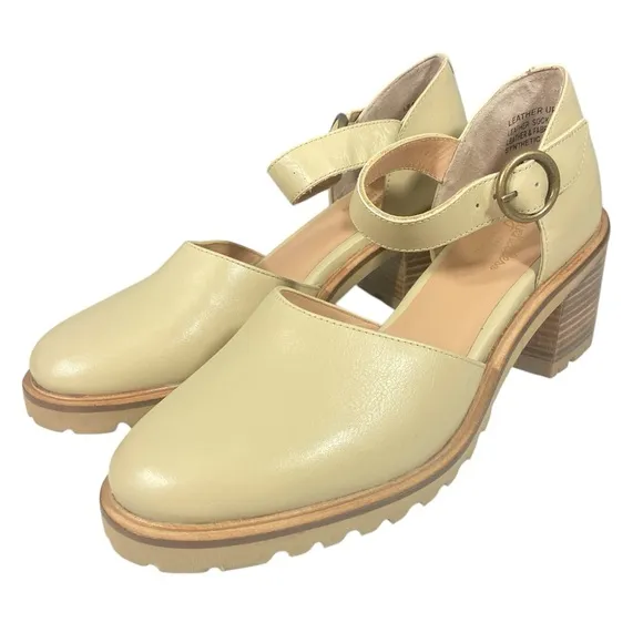 Seychelles $148 Cream Leather Mary Janes Lock and Key shoes 8