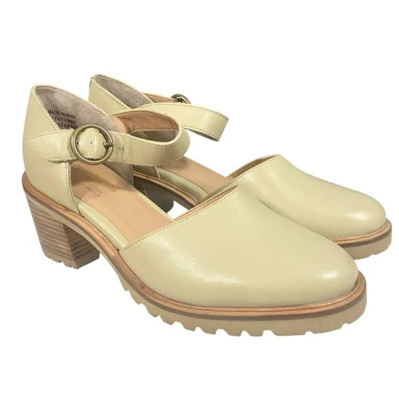 Seychelles $148 Cream Leather Mary Janes Lock and Key shoes 8