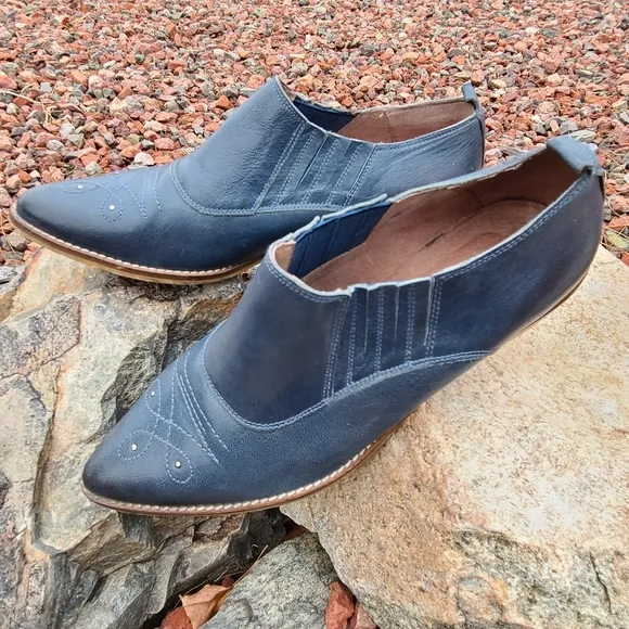 Sixty Seven Anthro Rio Grande Blue Leather Ankle Booties 39 8.5 9 Western Boots