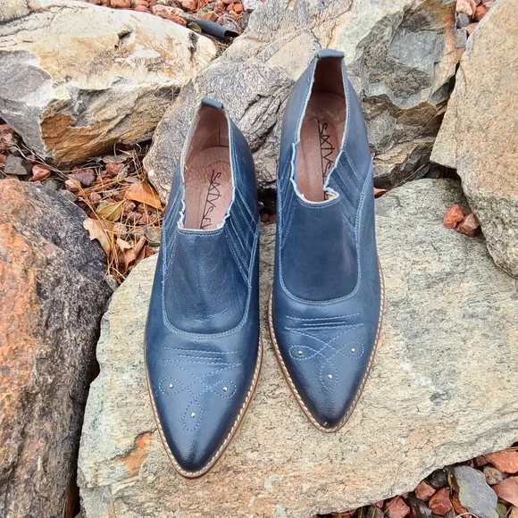 Sixty Seven Anthro Rio Grande Blue Leather Ankle Booties 39 8.5 9 Western Boots