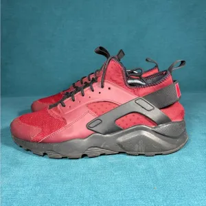 Size 11.5 - Men’s Nike Air Huarache Red shoe