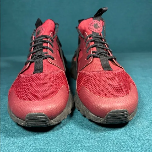 Size 11.5 - Men’s Nike Air Huarache Red shoe
