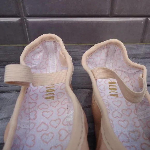 Size 12 C. BLOCH children's BELLE leather ballet shoes.
