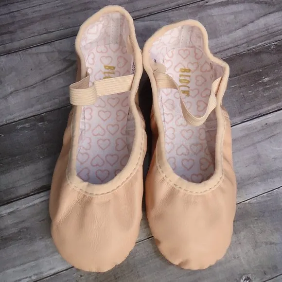 Size 12 C. BLOCH children's BELLE leather ballet shoes.