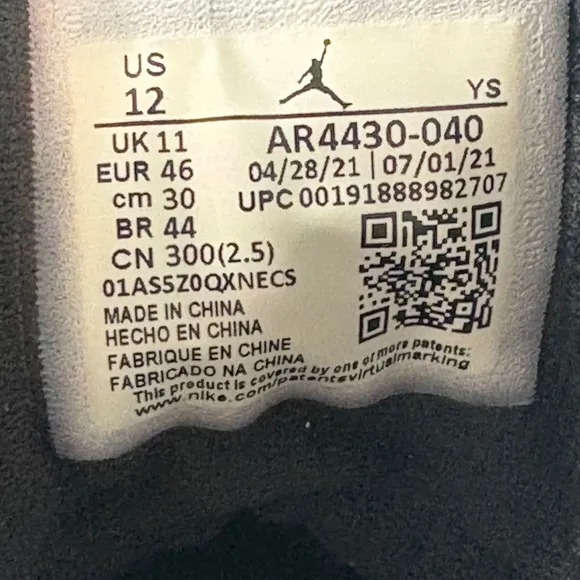 Size 12 - Men’s Jordan Lift off black concord