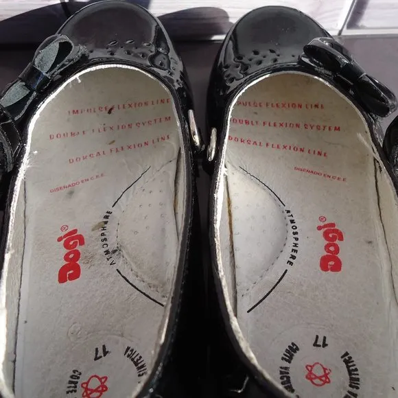 SIZE 17.  Dogi® patent leather dress shoes.