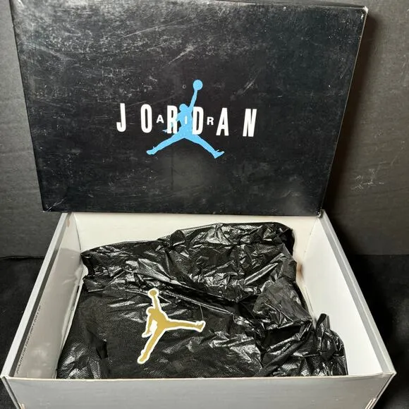 Size 4 - Nike Air Jordan 11 Retro Low GS Legend Blue Men's Shoes