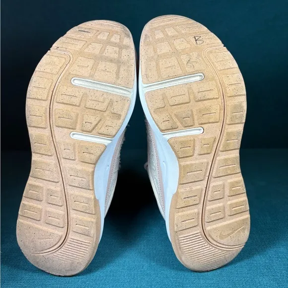 Size 6.5 - Women’s Nike Air Ap pink shoes