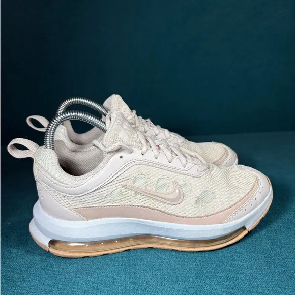 Size 6.5 - Women’s Nike Air Ap pink shoes