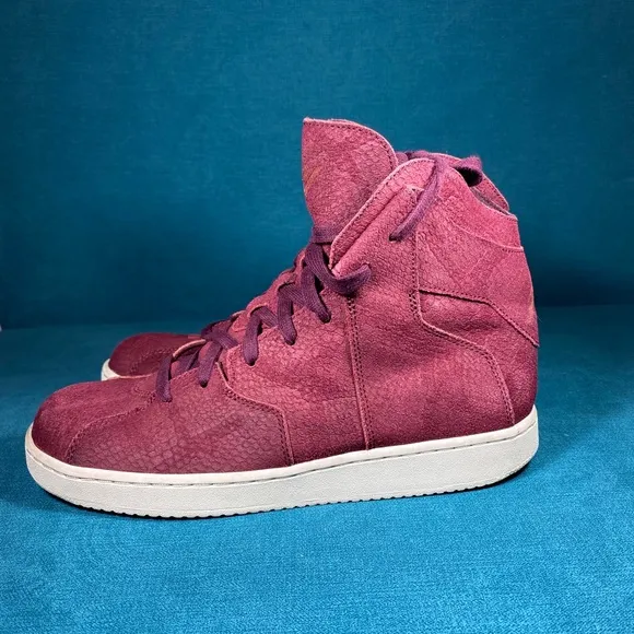 Size 9 - Men’s Nike Jordan Westbrook 0.2 night maroon shoes