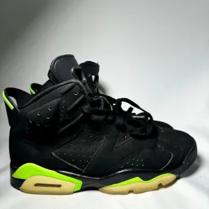 Size 9.5 - Nike Air Jordan 6 Retro Electric Green Men's Shoes