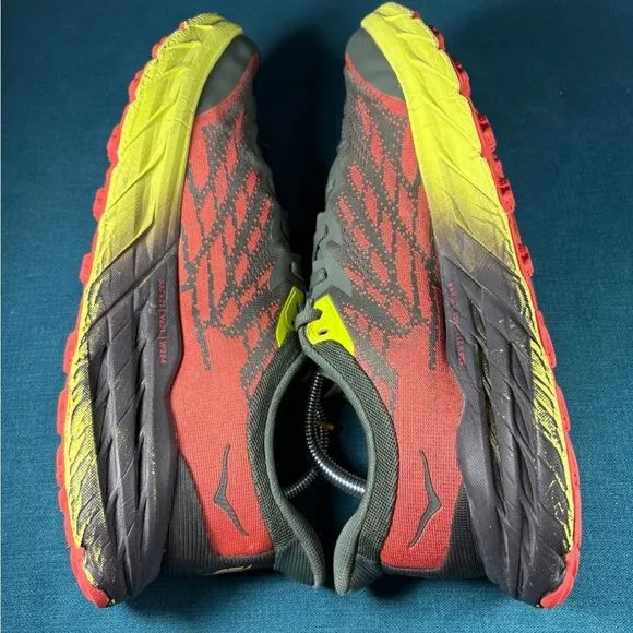 Size 10.5 - Men’s Hoka One Speedgoat multicolor shoes