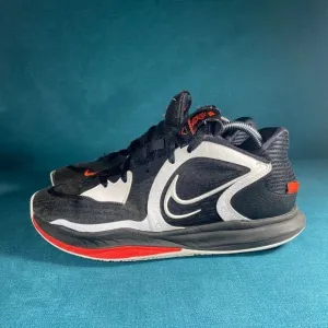 Size 8.5 - Men’s Nike Kyrie low 5 bred dominoes shoes