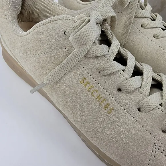 Skecher Street Leather Sneaker Size 9.5 Color Light Tan / Mushroom