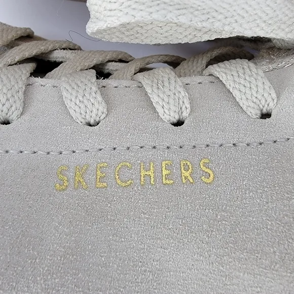 Skecher Street Leather Sneaker Size 9.5 Color Light Tan / Mushroom