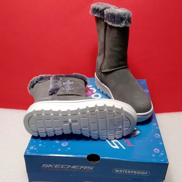 Skechers  Girls Street Cleats Drizzly Dream Shoes  SIZE-1 GIRLS  COD/358
