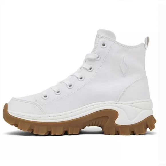 SKECHERS WHITE STREET HI-RYZE SHOES