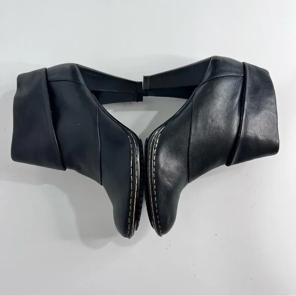 Sofft Black Leather Heeled Ankle Boots Size 6 New