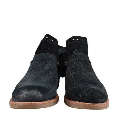 Sofft Shoes Womens 8 Booties Fashion Leather Laser Cut Brinkley Lifestyle Black