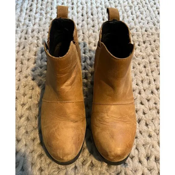 Sorel emelie chelsea boots leather tan size 10