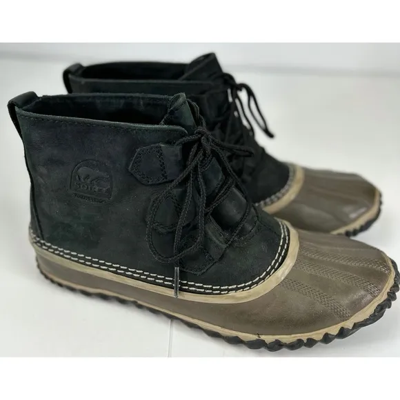 Sorel Out N About Boots, size 8