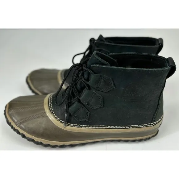 Sorel Out N About Boots, size 8