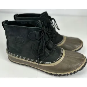 Sorel Out N About Boots, size 8