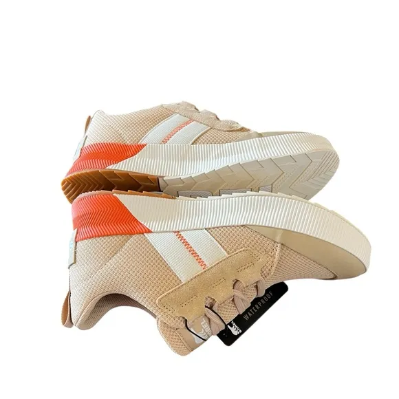 SOREL Out N About III Low Top Waterproof Sneaker NEW 7.5