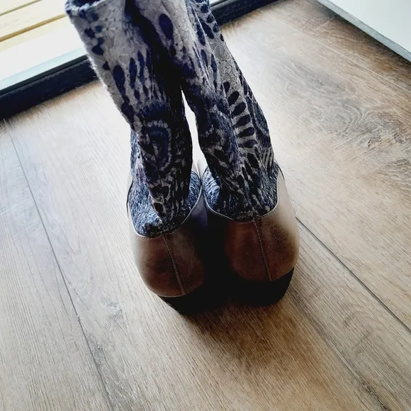 Spring Step Leather Embroidery Comfort Boho Distressed Boots Sz 38EU/7.5 US