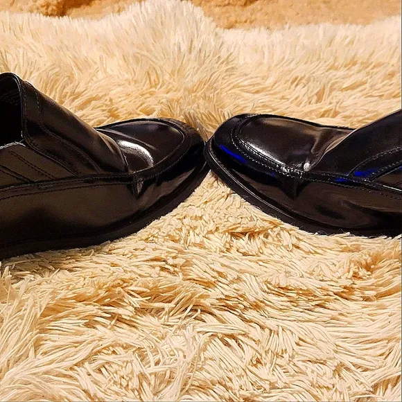 STACY ADAMS BLACK WINGTIP DRESS SHOES EXCELLENT CONDITION
