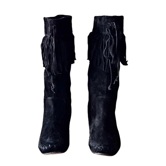 STEVE MADDEN Black Suede Fringe Moccasin Boots Boho 9 Spain