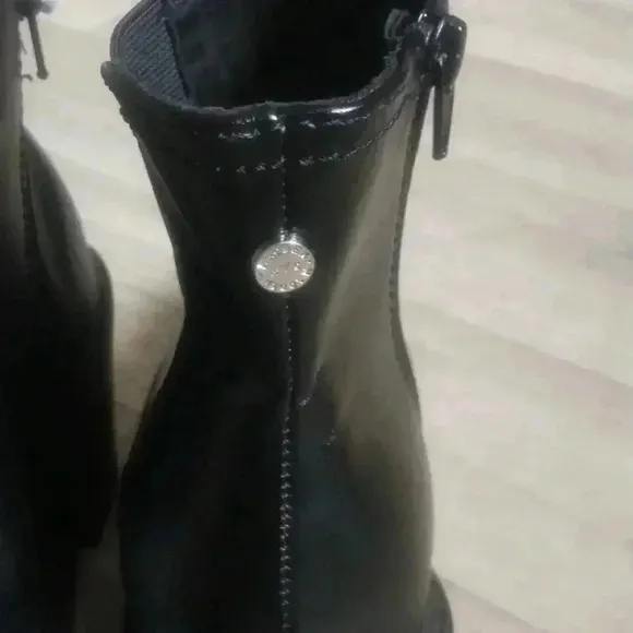Steve Madden Chunky Kat Black Boots Size 9 Gothic