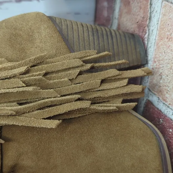 Steve Madden Cognac Brown Suede Tall Fringe Calissa Boot Womens 6 RARE