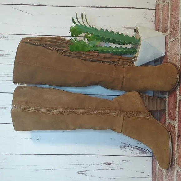 Steve Madden Cognac Brown Suede Tall Fringe Calissa Boot Womens 6 RARE