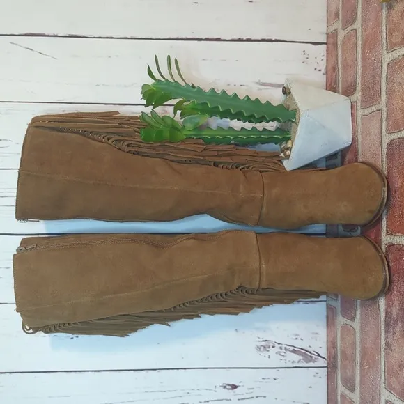 Steve Madden Cognac Brown Suede Tall Fringe Calissa Boot Womens 6 RARE