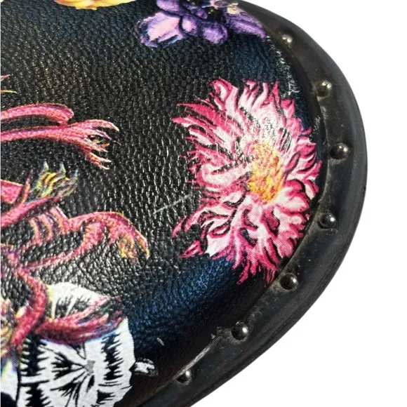 Steve Madden Pursue Black Floral boots Size 8 EUC