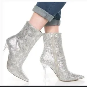 Steve Madden Vivy Silver Rhinestone Embellished Booties With Clear Heel Side Zip