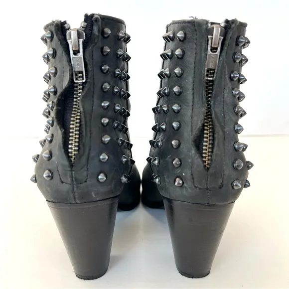 STEVE MADEN Acedd Black Leather Gunmetal Studded Distress Moto Ankle Boots Sz 8