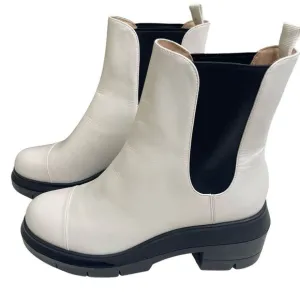 Stuart‎ Weitzman white pull on boots, chunky, white leather, platform, size 10,