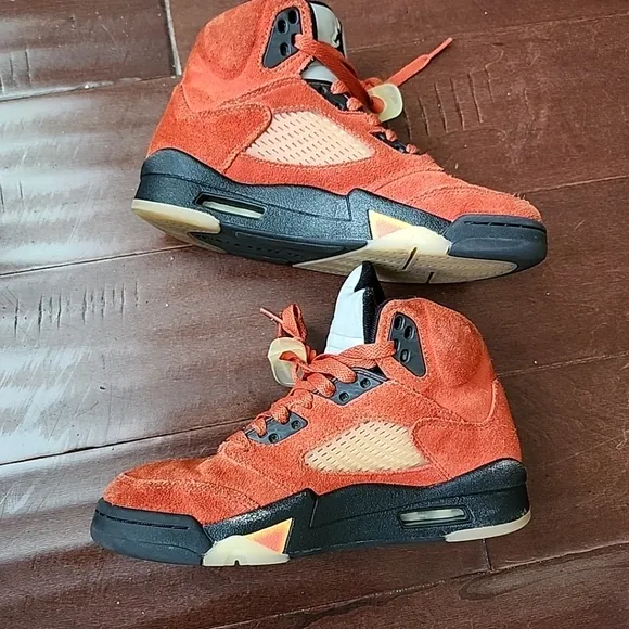 Sz 6 Wmns / 4.5 Youth GS Air Jordan 5 Retro Dunk on Mars Suede Basketball Shoes