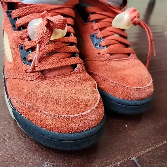 Sz 6 Wmns / 4.5 Youth GS Air Jordan 5 Retro Dunk on Mars Suede Basketball Shoes