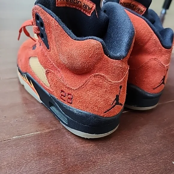 Sz 6 Wmns / 4.5 Youth GS Air Jordan 5 Retro Dunk on Mars Suede Basketball Shoes