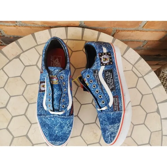 Sz 9 NEW Vans Cobra Kai Eagle Fang Old Skool Skate Shoes Mens Denim Blue