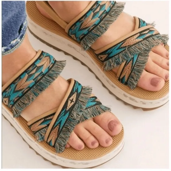 Teva x Free People Ceres Flatform Fringe Sandals size 7