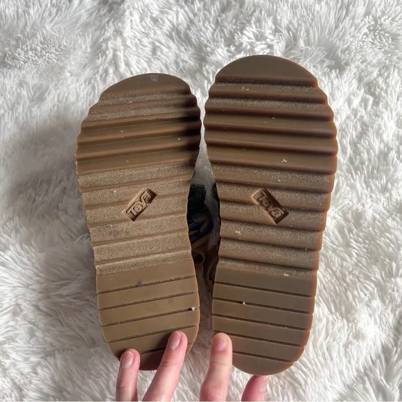 Teva x Free People Ceres Flatform Fringe Sandals size 7